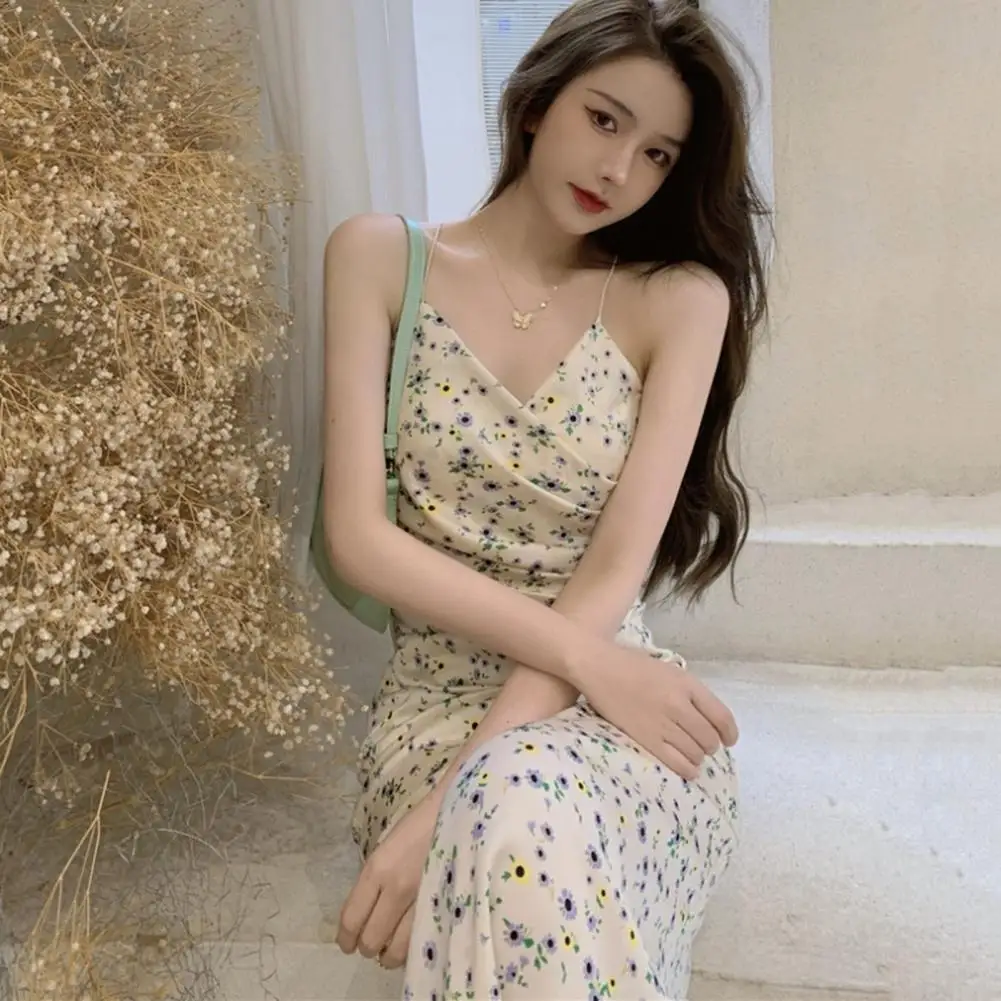 Женское вечернее платье с цветочным принтом, глубоким вырезом, V-образным вырезом и открытой спиной, платье без рукавов, облегающее дамское бальное платье, женское платье на шнуровке Y2K
Женское вечернее платье с цветочным принтом, глубоким вырезом, V-образным вырезом и открытой спиной, платье без рукавов, облегающее дамское бальное платье, женское платье на шнуровке Y2K