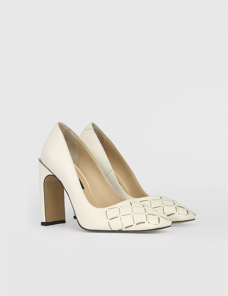 ILVi-Genuine Leather Handmade Anna Cream Leather Women's Pump Women Shoes 2021 Spring/Summer
ILVi-Genuine Leather Handmade Anna Cream Leather Women's Pump Women Shoes 2021 Spring/Summer