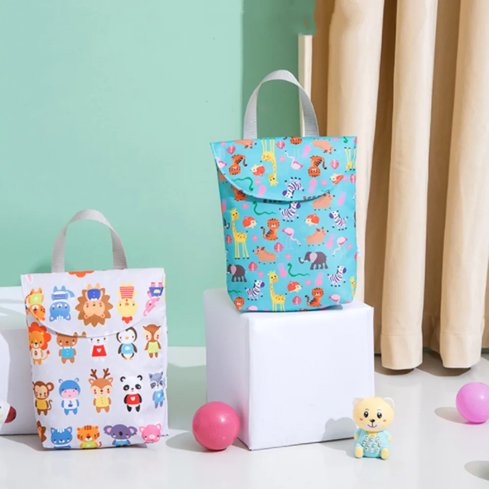 27*28*23cm Multifunctional Nappy Bag Organizer Reusable Waterproof Wet/Dry Cloth Bag StorageTravel Nappy Bag
27*28*23cm Multifunctional Nappy Bag Organizer Reusable Waterproof Wet/Dry Cloth Bag StorageTravel Nappy Bag