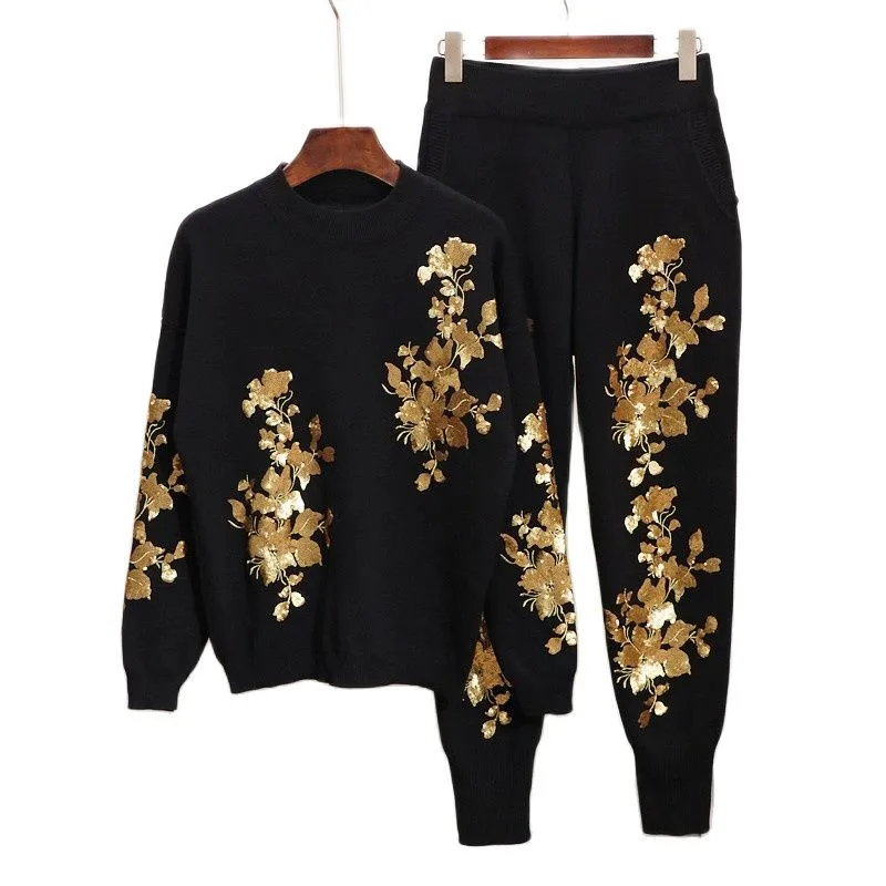 2023 Autumn Gold Plate Flower Embroidery Knitted Pullover Women Tops + Fashion Pants Two Piece Set Tracksuit Female Outfits H542
2023 Autumn Gold Plate Flower Embroidery Knitted Pullover Women Tops + Fashion Pants Two Piece Set Tracksuit Female Outfits H542