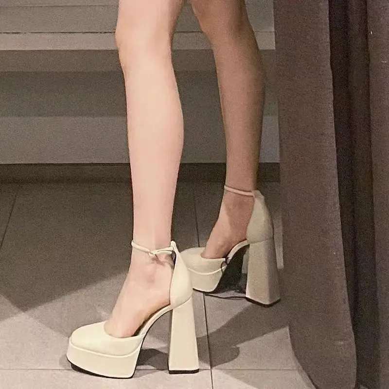 High Heels Women's Barbie Shoes 2023 Spring and Autumn New Square Toe Chunky Heel Mary Jane Shoes Waterproof Platform Closed Toe
High Heels Women's Barbie Shoes 2023 Spring and Autumn New Square Toe Chunky Heel Mary Jane Shoes Waterproof Platform Closed Toe