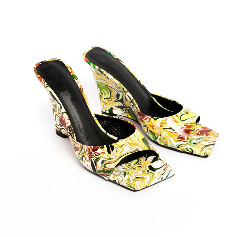 Retro Ladies Slippers Open Toe Fashion High Heels Sandals High Quality PU Sexy Party Shoes Elegant Embroider Women's Slippers
Retro Ladies Slippers Open Toe Fashion High Heels Sandals High Quality PU Sexy Party Shoes Elegant Embroider Women's Slippers