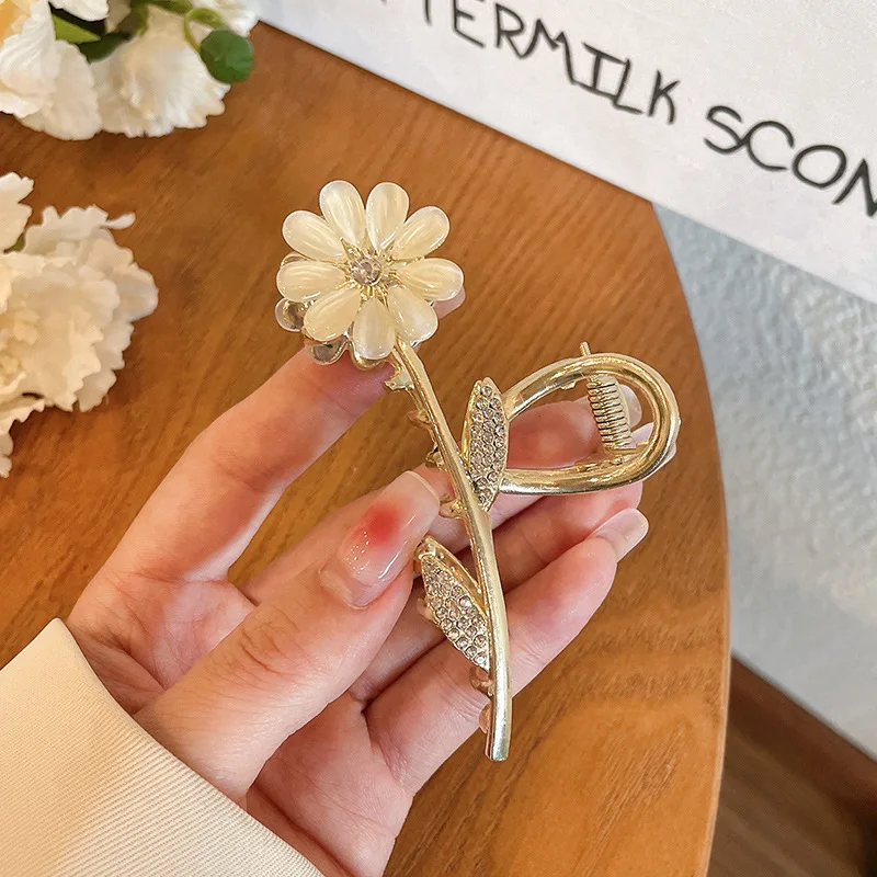 New Shark Clip Sweet Flowers Opal Grip High-Grade Fashion All-Match Hair Accessories Women's Headdress
New Shark Clip Sweet Flowers Opal Grip High-Grade Fashion All-Match Hair Accessories Women's Headdress