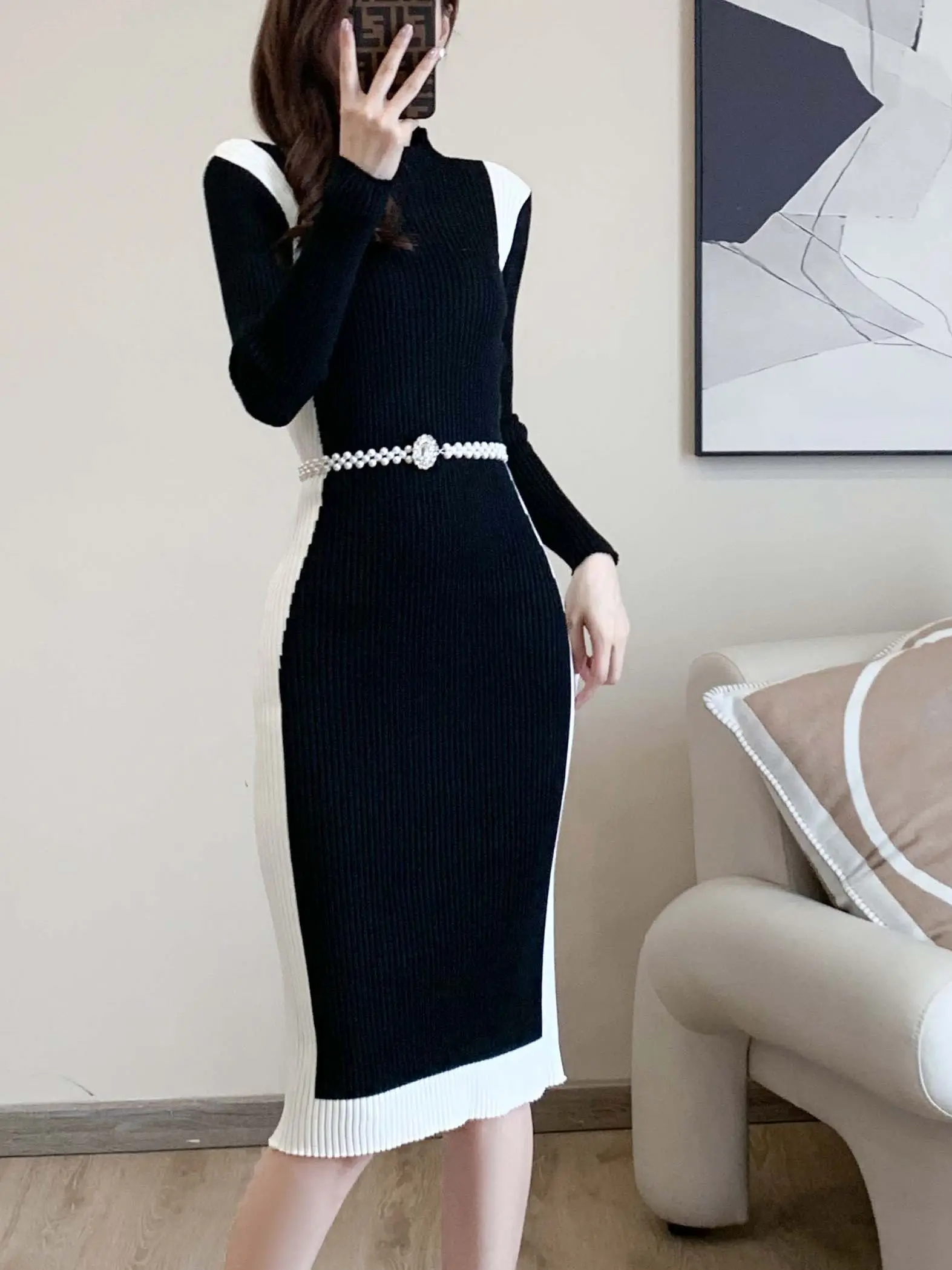 Autumn New Knitting Sweater Women Midi Dress Winter Bodycon Elegant Party Long Sleeve Female Clothing
Autumn New Knitting Sweater Women Midi Dress Winter Bodycon Elegant Party Long Sleeve Female Clothing