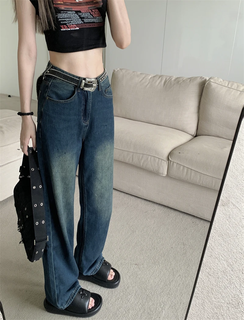 N0072 Summer 2022 new design sense of all-match washed distressed straight jeans women
N0072 Summer 2022 new design sense of all-match washed distressed straight jeans women