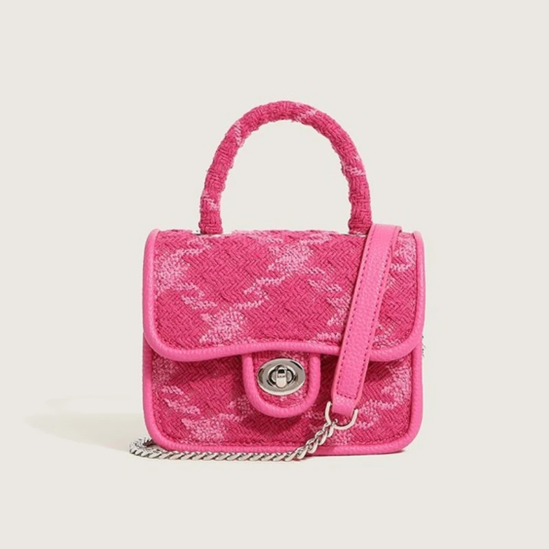 2022 Summer New Women's Bag Woolen Plaid Fashion Daily Messenger Chain Small Square Bag Shoulder Ladies Pink Handbag Sac Dames
2022 Summer New Women's Bag Woolen Plaid Fashion Daily Messenger Chain Small Square Bag Shoulder Ladies Pink Handbag Sac Dames