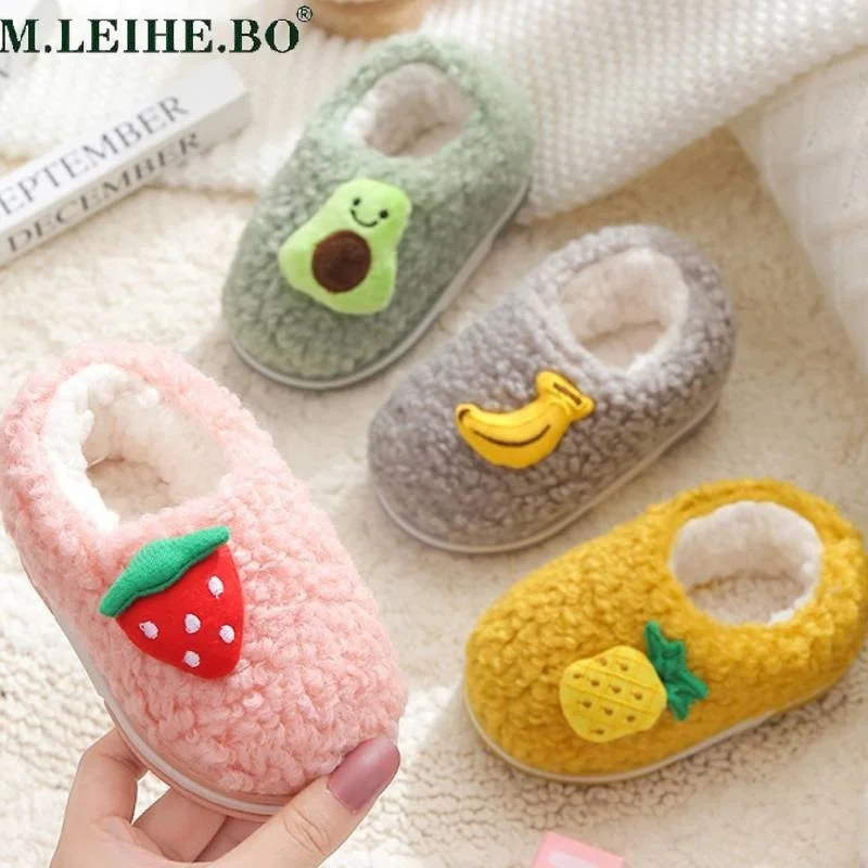 2023 Winter Children Girls Cute Fruit Print Indoor Home Thick Fleece Fur Warm Shoes Boys Kids Casual Wear Baby Cotton Slippers
2023 Winter Children Girls Cute Fruit Print Indoor Home Thick Fleece Fur Warm Shoes Boys Kids Casual Wear Baby Cotton Slippers