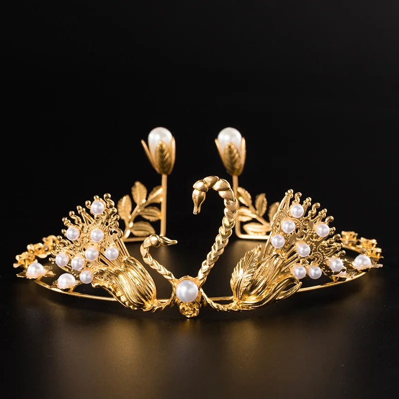 Spot Factory Direct Swan Crown Cake Baking Decoration Birthday Decoration Golden Pearl Headdress Crown Women's Accessories
Spot Factory Direct Swan Crown Cake Baking Decoration Birthday Decoration Golden Pearl Headdress Crown Women's Accessories