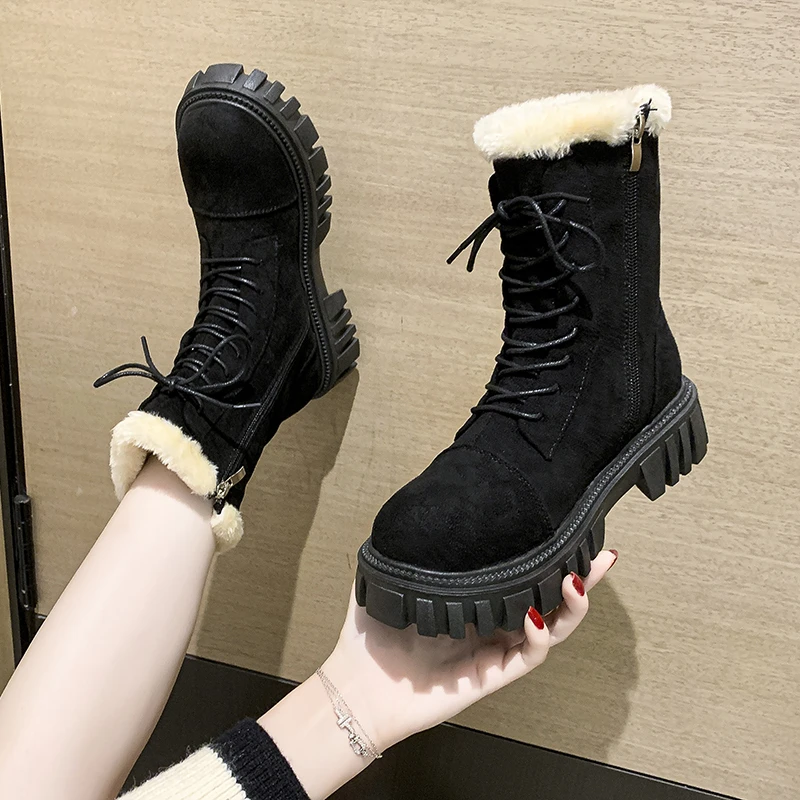 2021 New Snow Boots Fur Keep Warm Shoes Med Heels Outdoor Sneakers Women Shoes Botas Casual Shoes WomenWomen Boots Winter Shoes
2021 New Snow Boots Fur Keep Warm Shoes Med Heels Outdoor Sneakers Women Shoes Botas Casual Shoes WomenWomen Boots Winter Shoes