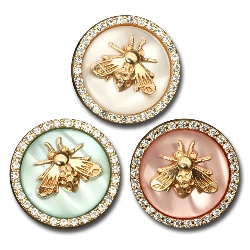 10pcs Retro Rhinestones Diamond Decor Metal Gold BEE Pink Blue Pearl Buttons for Clothing Coat Cardigan Sweater Sew Needlework
10pcs Retro Rhinestones Diamond Decor Metal Gold BEE Pink Blue Pearl Buttons for Clothing Coat Cardigan Sweater Sew Needlework