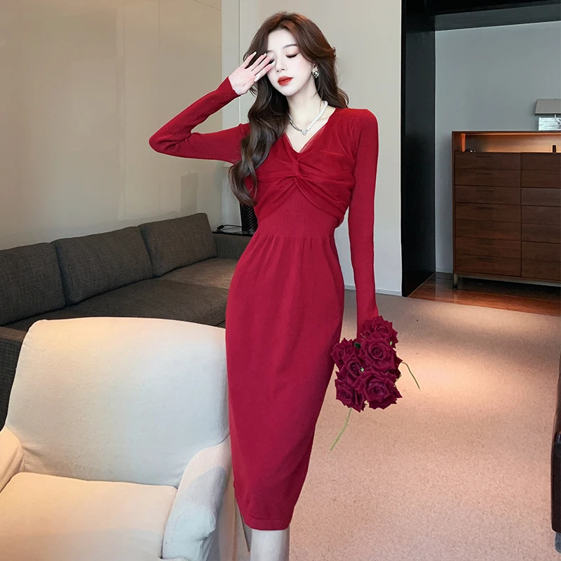 Slim Elegant Retro Cross V Neck Knitted Dress Birthday XMAS Vestidos Elegant Mujer A Line 2022 Sweater Dresses
Slim Elegant Retro Cross V Neck Knitted Dress Birthday XMAS Vestidos Elegant Mujer A Line 2022 Sweater Dresses