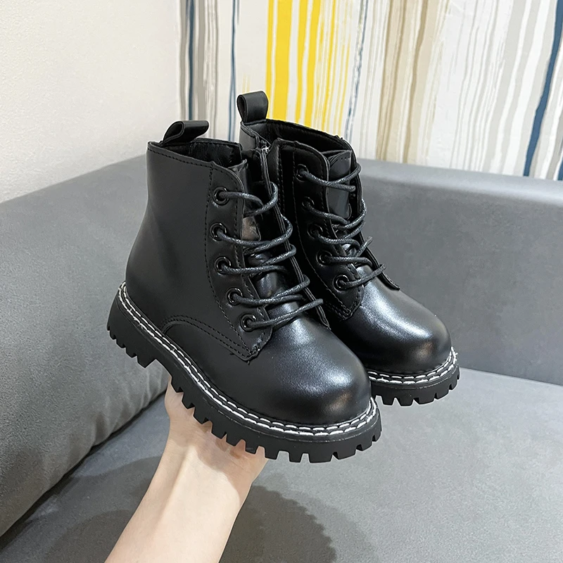 Boys Boots Black Simple Non-slip Children Fashion Girls Short Boots Korean Style Kids Shoes 2023 Simple Non-slip Princess Boots
Boys Boots Black Simple Non-slip Children Fashion Girls Short Boots Korean Style Kids Shoes 2023 Simple Non-slip Princess Boots