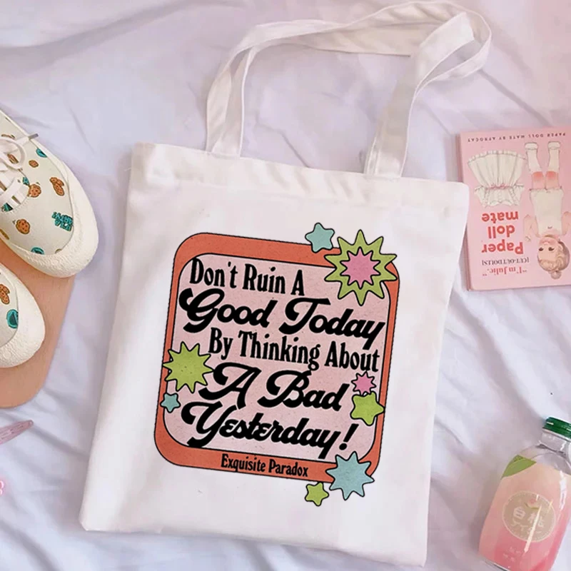 Складная сумка на плечо, Холщовая Сумка, милая сумка для покупок, новая модная повседневная сумка для продуктов, сумка-тоут для девочек, Холщовая Сумка с мультяшным принтом.
Складная сумка на плечо, Холщовая Сумка, милая сумка для покупок, новая модная повседневная сумка для продуктов, сумка-тоут для девочек, Холщовая Сумка с мультяшным принтом.