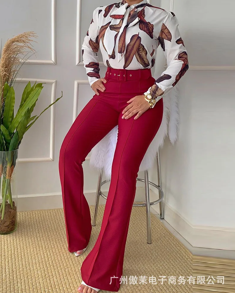 Женский костюм с брюками, белая рубашка с принтом и брюки, женский осенний комплект из двух предметов с поясом, 2022
Женский костюм с брюками, белая рубашка с принтом и брюки, женский осенний комплект из двух предметов с поясом, 2022