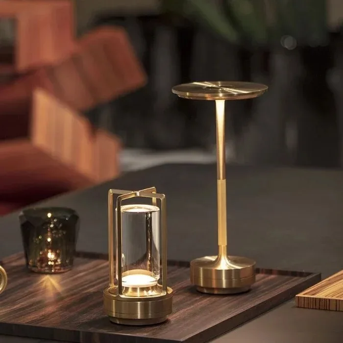 New Aluminum Desk Lamp LED Rechargeable Table Lights Touch Switch Cordless Table Lamp for Bar Living Room Reading Book Dec Lamp
New Aluminum Desk Lamp LED Rechargeable Table Lights Touch Switch Cordless Table Lamp for Bar Living Room Reading Book Dec Lamp