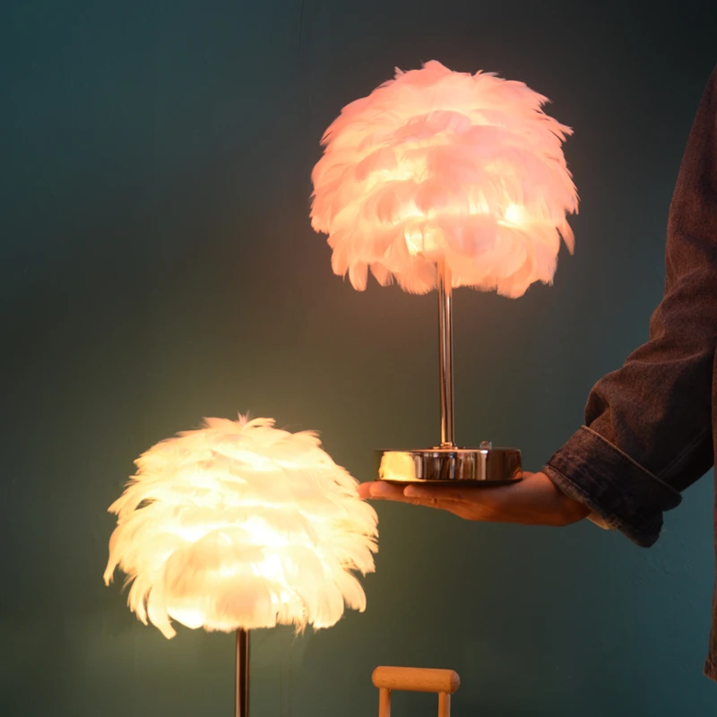 USB Charging Feather Lamp Bedroom Bedside Girl Warm Romantic Internet Celebrity Atmosphere Homestaymini Gift Table Lamp
USB Charging Feather Lamp Bedroom Bedside Girl Warm Romantic Internet Celebrity Atmosphere Homestaymini Gift Table Lamp