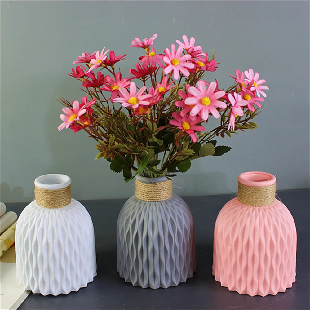 Plastic Vase Imitation Rattan Flower Holder Home Wedding Decoration Modern Simple Solid Color Table Desktop Flower Vase
Plastic Vase Imitation Rattan Flower Holder Home Wedding Decoration Modern Simple Solid Color Table Desktop Flower Vase