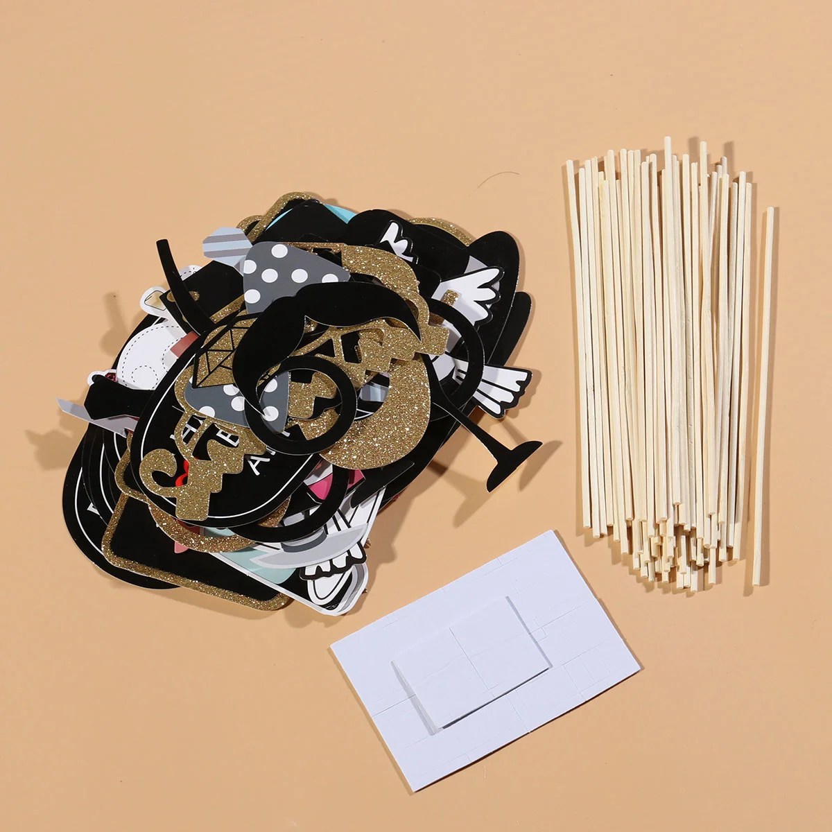 53 Pcs Wedding Decor Photo Booth Props Creative Posing Paper Party Decoration Decorate
53 Pcs Wedding Decor Photo Booth Props Creative Posing Paper Party Decoration Decorate