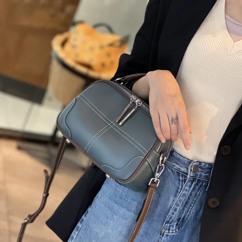 Cowhide Women's Bag New Fashion Versatile Soft Leather Lady Shoulder Crossbody Bag Large Capacity Portable Small Square Handbag
Cowhide Women's Bag New Fashion Versatile Soft Leather Lady Shoulder Crossbody Bag Large Capacity Portable Small Square Handbag