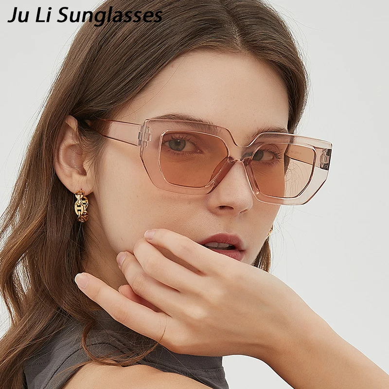 Retro Rectangular Sunglasses for Men and Women Small Square Glasses, Retro Punk Glasses Fashion Summer UV400 Sahde Lady Glasses 
Retro Rectangular Sunglasses for Men and Women Small Square Glasses, Retro Punk Glasses Fashion Summer UV400 Sahde Lady Glasses