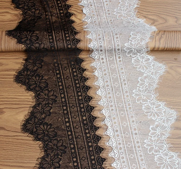 1.5m/lot 22cm wide Quality Black and White Eyelash Lace Big Flower Wedding Clothing Accessories SC475
1.5m/lot 22cm wide Quality Black and White Eyelash Lace Big Flower Wedding Clothing Accessories SC475