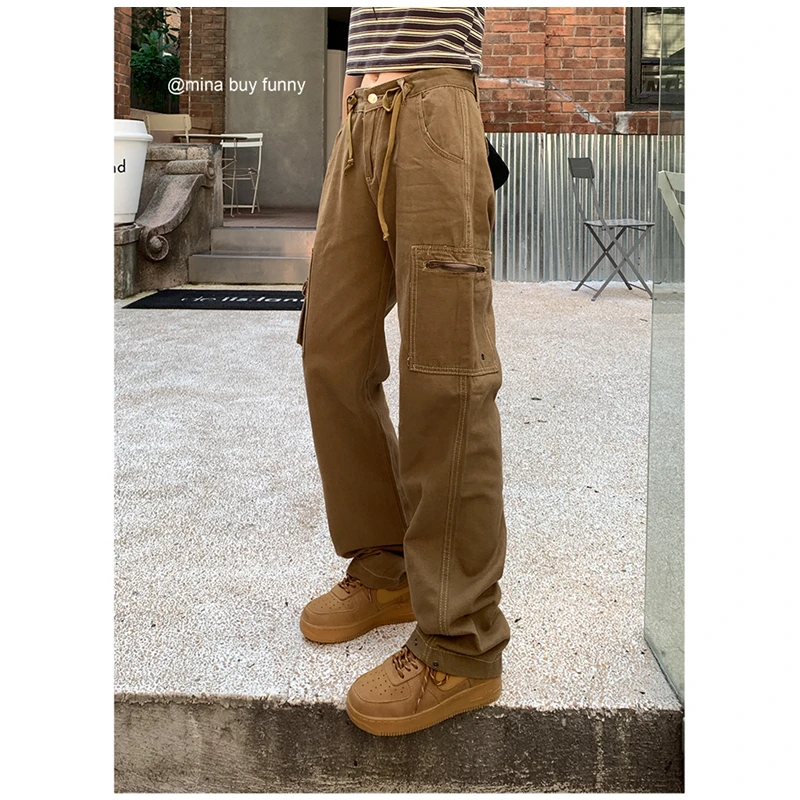 Vintage Straight Brown Women's cargo Jeans High Waist Baggy Denim Pants Streetwear Chic Design Fashion Wide Leg Denim Trouser
Vintage Straight Brown Women's cargo Jeans High Waist Baggy Denim Pants Streetwear Chic Design Fashion Wide Leg Denim Trouser