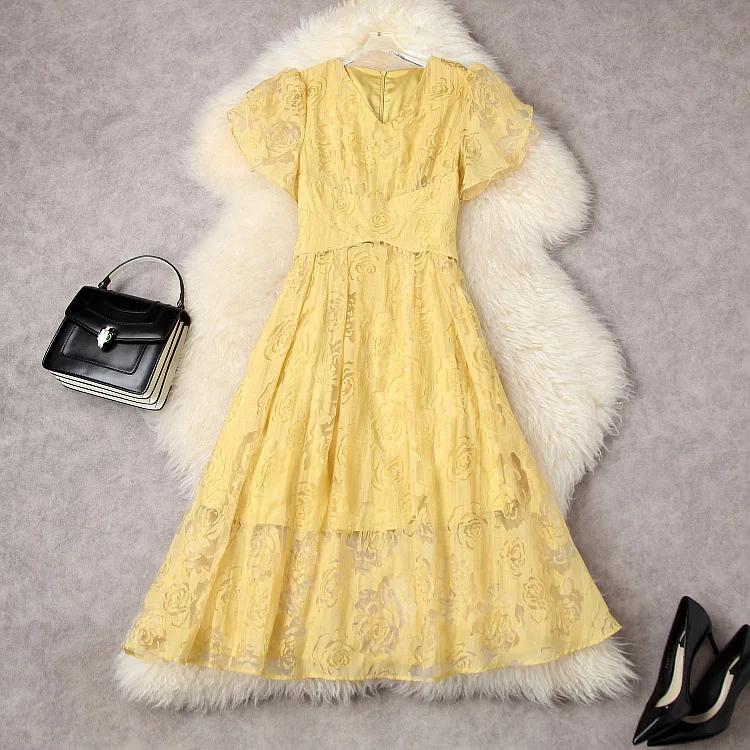 Женское жаккардовое платье с коротким рукавом и V-образным вырезом, в европейском и американском стиле, лето 2022
Женское жаккардовое платье с коротким рукавом и V-образным вырезом, в европейском и американском стиле, лето 2022