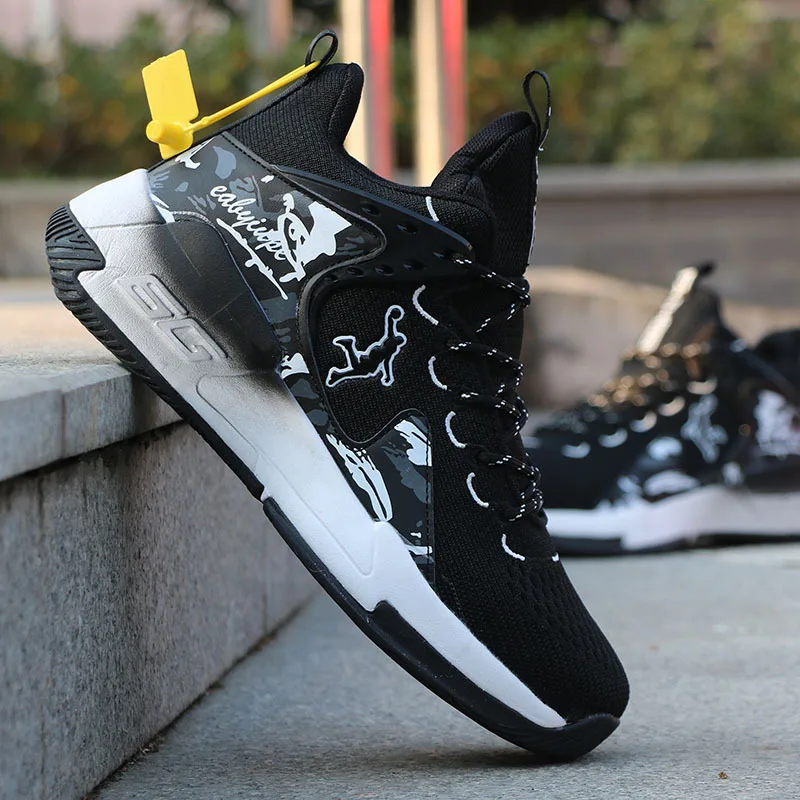 Retro High Men Basketball Shoes Unisex Street Culture Sports Shoes High Quality Sneakers Shoes 2022 Women Couple basket homme
Retro High Men Basketball Shoes Unisex Street Culture Sports Shoes High Quality Sneakers Shoes 2022 Women Couple basket homme