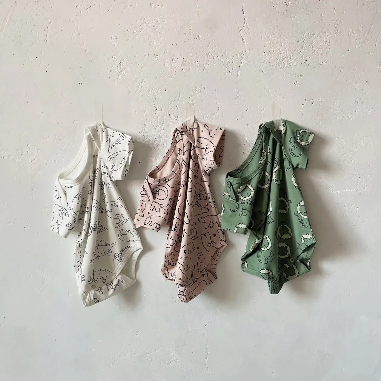 Summer Newborn Baby Animal Print Short Sleeves Bodysuit Girl Infant Casual Loose Onesie Fashion Boy Kid Cotton Cartoon Romper
Summer Newborn Baby Animal Print Short Sleeves Bodysuit Girl Infant Casual Loose Onesie Fashion Boy Kid Cotton Cartoon Romper