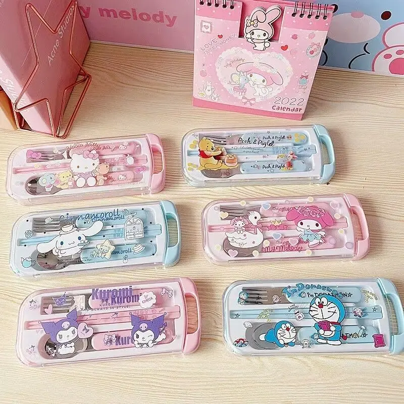 Sanrio Kawaii Anime Hello Kitty Cinnamoroll Stainless Steel Tableware Portable Cute Kuromi Chopsticks Spoon Fork Storage Box Toy
Sanrio Kawaii Anime Hello Kitty Cinnamoroll Stainless Steel Tableware Portable Cute Kuromi Chopsticks Spoon Fork Storage Box Toy