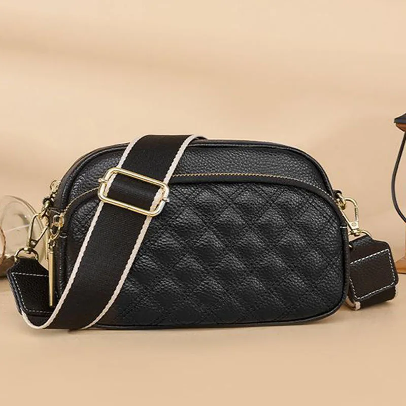 Genuine leather Women shoulder bag for women's bag Women's stylish diamond cross body bag with soft leather shoulder
Genuine leather Women shoulder bag for women's bag Women's stylish diamond cross body bag with soft leather shoulder