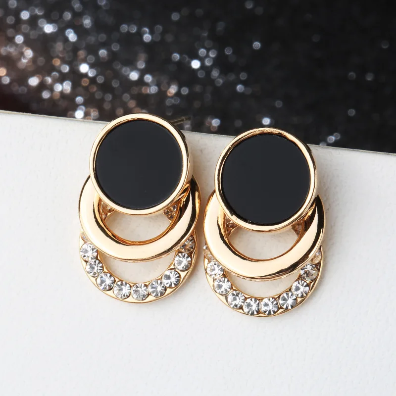 

Personality Black Geometric Compact And Simple Temperament Clip on Earrings Rhinestones All-match Women's Gift Earrings Jewelry