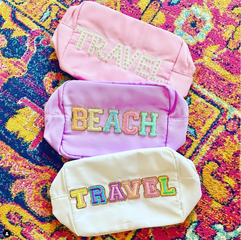 Stock S M L XL Size Nylon Personalized Embroidery Letter Patches Customized Women GirlsToiletry Makeup Gift Travel Cosmetic Bag
Stock S M L XL Size Nylon Personalized Embroidery Letter Patches Customized Women GirlsToiletry Makeup Gift Travel Cosmetic Bag