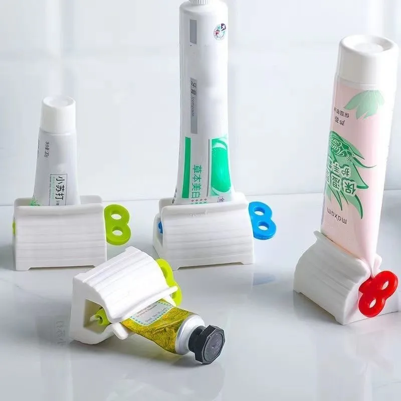 Plastic Toothpaste Squeeze Artifact Clip-on Tube Rolling Squeezer Multifunctional Facial Cleanser Holder Bathroom Supplies
Plastic Toothpaste Squeeze Artifact Clip-on Tube Rolling Squeezer Multifunctional Facial Cleanser Holder Bathroom Supplies