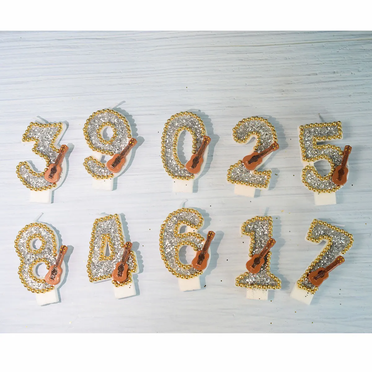 Gold Ball Guitar Candle Cake Topper Instrument Silver Glitter Pink Bow Pearl Boy Birthday Baby Shower Baking Supplies Decoration
Gold Ball Guitar Candle Cake Topper Instrument Silver Glitter Pink Bow Pearl Boy Birthday Baby Shower Baking Supplies Decoration