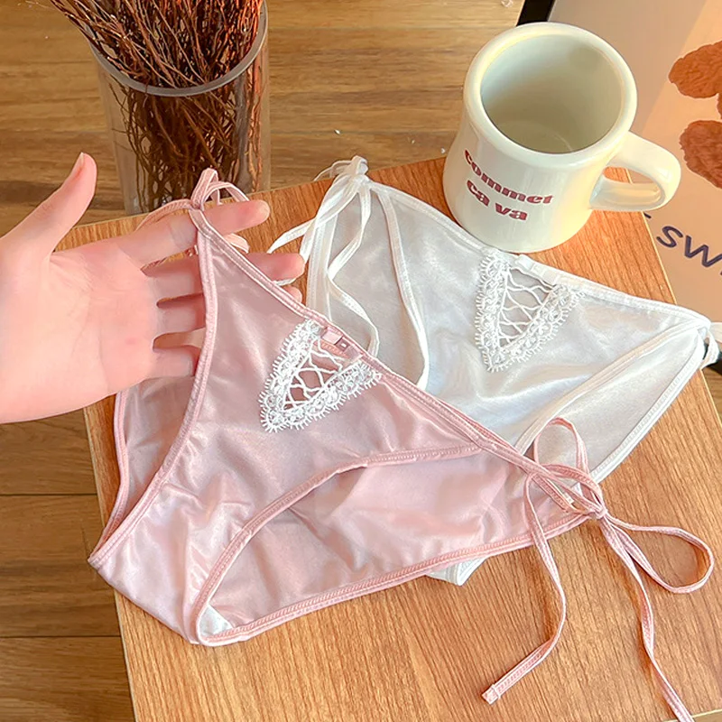 Сексуальные французские атласные трусики, бесшовное шелковое нижнее белье, кружевное белье с вырезами, тонкие сетчатые трусы, женские тонкие дышащие трусики 
Сексуальные французские атласные трусики, бесшовное шелковое нижнее белье, кружевное белье с вырезами, тонкие сетчатые трусы, женские тонкие дышащие трусики