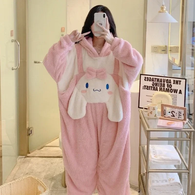 Sanrio Cinnamoroll One-piece Flannel Pajamas Women Kawaii Anime Autumn and Winter Sweet Cartoon Hooded Home Clothes Holiday Gift
Sanrio Cinnamoroll One-piece Flannel Pajamas Women Kawaii Anime Autumn and Winter Sweet Cartoon Hooded Home Clothes Holiday Gift