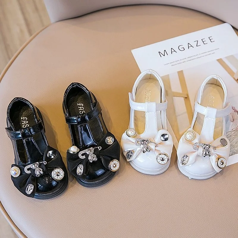 Girls Leather Shoes 2022 Spring Autumn Children's Cartoon Bear Princess Shoes Kids Rhinestone Bow Loafers Shoes Chic
Girls Leather Shoes 2022 Spring Autumn Children's Cartoon Bear Princess Shoes Kids Rhinestone Bow Loafers Shoes Chic