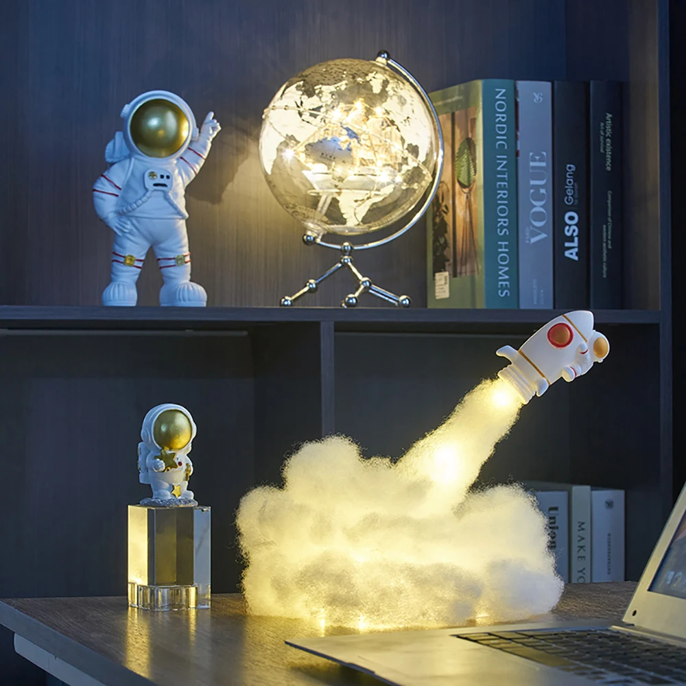 

Modern Creative Astronauta Clouds Statue Cute Kawaii Desk Accessories Bookshelves Room Decor Children's Desktop Home Decoration