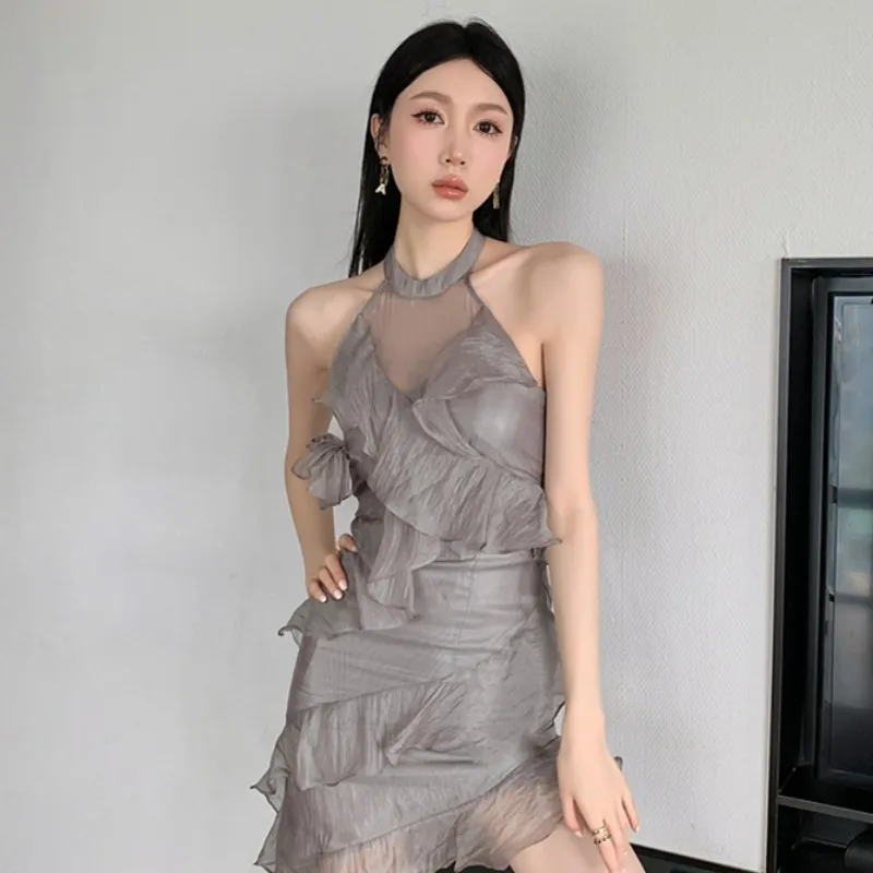 Шифоновое платье с рюшами, открытыми плечами и открытыми плечами
Шифоновое платье с рюшами, открытыми плечами и открытыми плечами