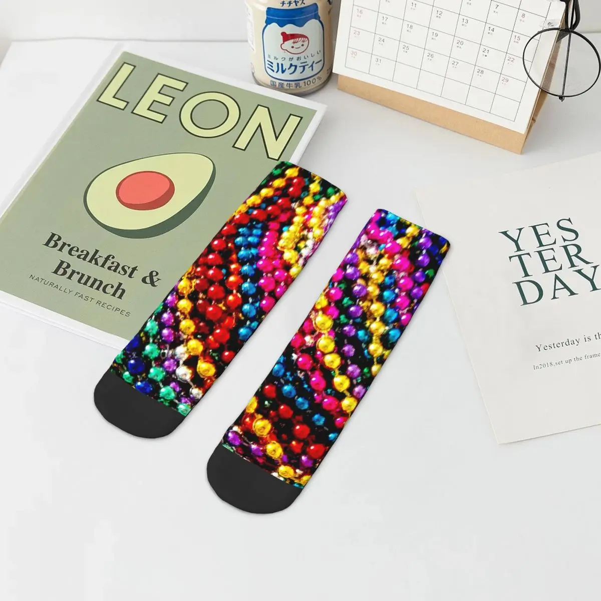 

Mardi Gras Beads Socks Modern Art Print Children Crazy Short Tubes Large Chemical Fiber Breathable Hiking Socks