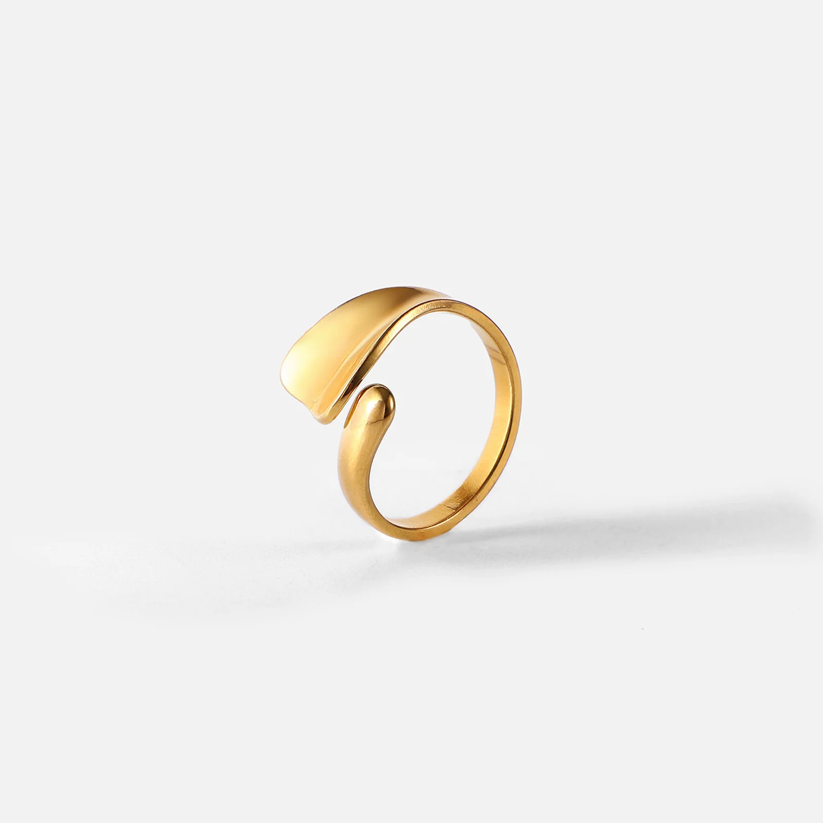 Statement Wrapped Ring, Hammered Gold Color Bypass Ring Adjustable Gold Color, Simple Open Brand Fashion Wholesale Jewelry
Statement Wrapped Ring, Hammered Gold Color Bypass Ring Adjustable Gold Color, Simple Open Brand Fashion Wholesale Jewelry