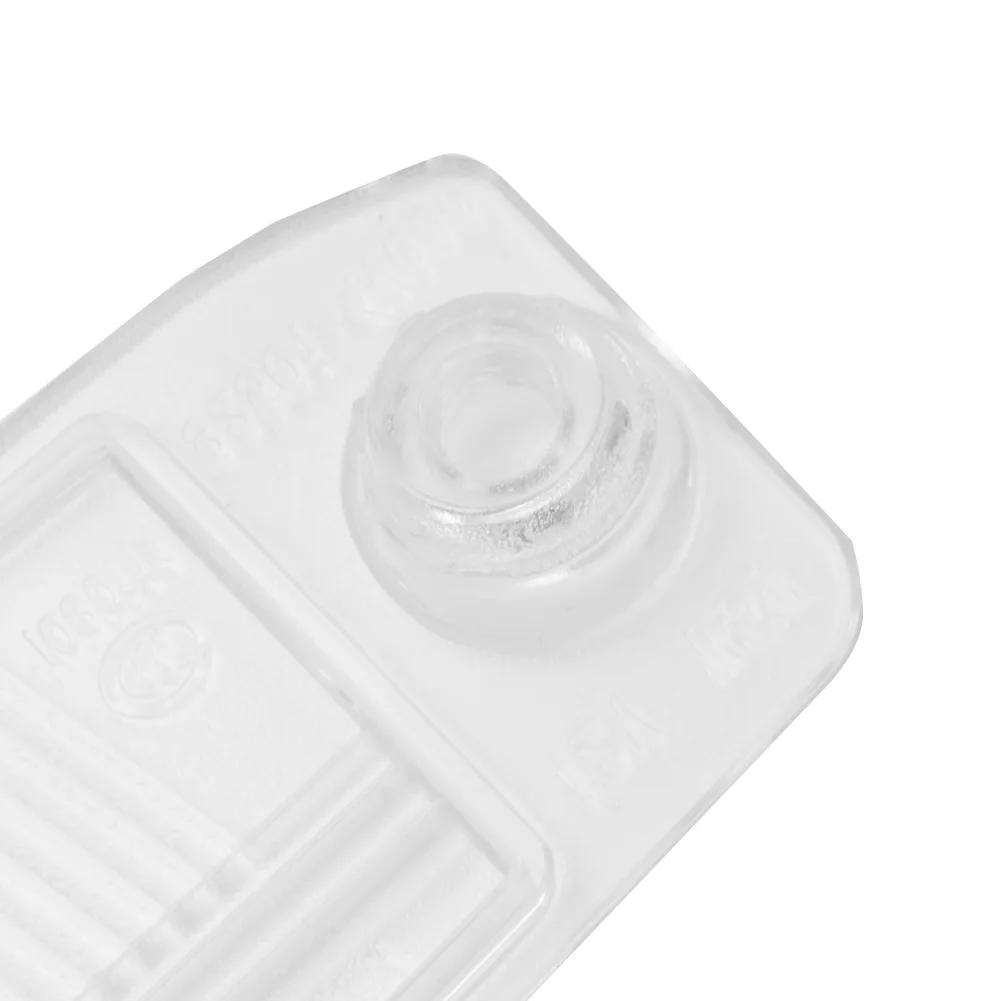 1pc Rear License Plate Lamp LENS- EITHER SIDE Fit For KIA SORENTO 2011-2013 92510-2P000/ 925102P000 White Plastic Car Accessorie
1pc Rear License Plate Lamp LENS- EITHER SIDE Fit For KIA SORENTO 2011-2013 92510-2P000/ 925102P000 White Plastic Car Accessorie
