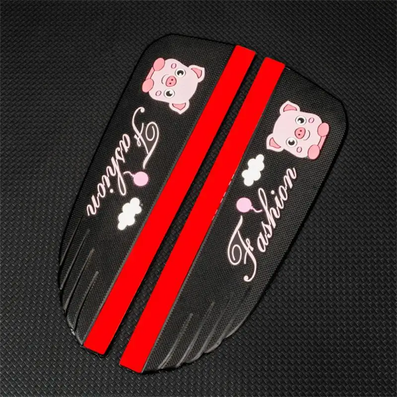 Rearview Mirror Rain Eyebrow Portable High Temperature Resistance Effective Rainwater Diversion Sunscreen Car Accessories
Rearview Mirror Rain Eyebrow Portable High Temperature Resistance Effective Rainwater Diversion Sunscreen Car Accessories