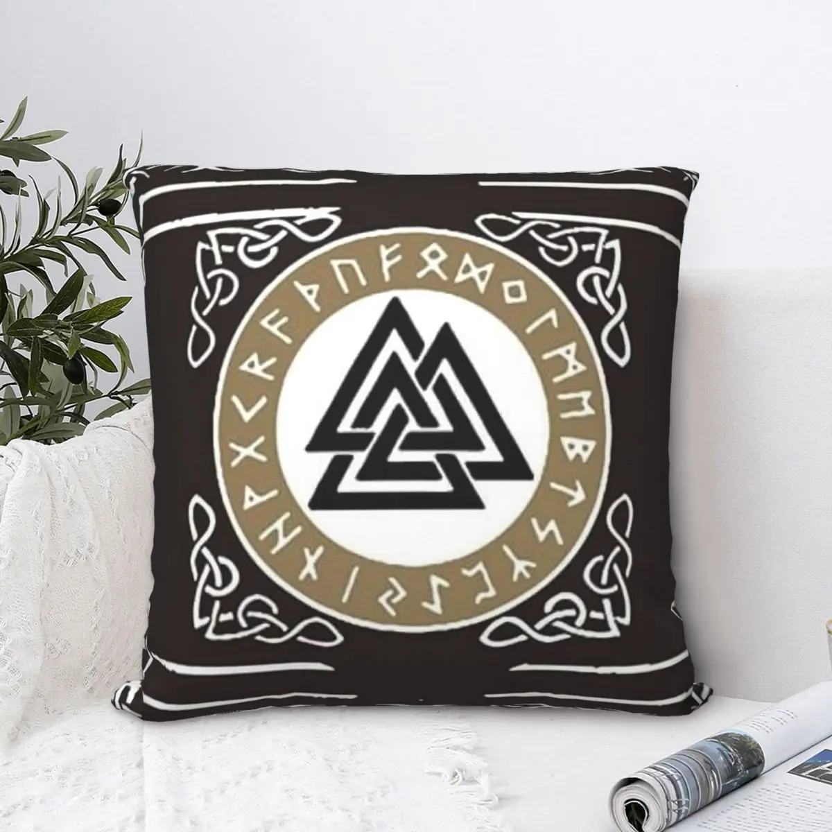 Флаг Futhark Valknut, обнимающаяся наволочка, искусственная Подушка, гостиная, сделай сам, декоративная детская наволочка с принтом
Флаг Futhark Valknut, обнимающаяся наволочка, искусственная Подушка, гостиная, сделай сам, декоративная детская наволочка с принтом