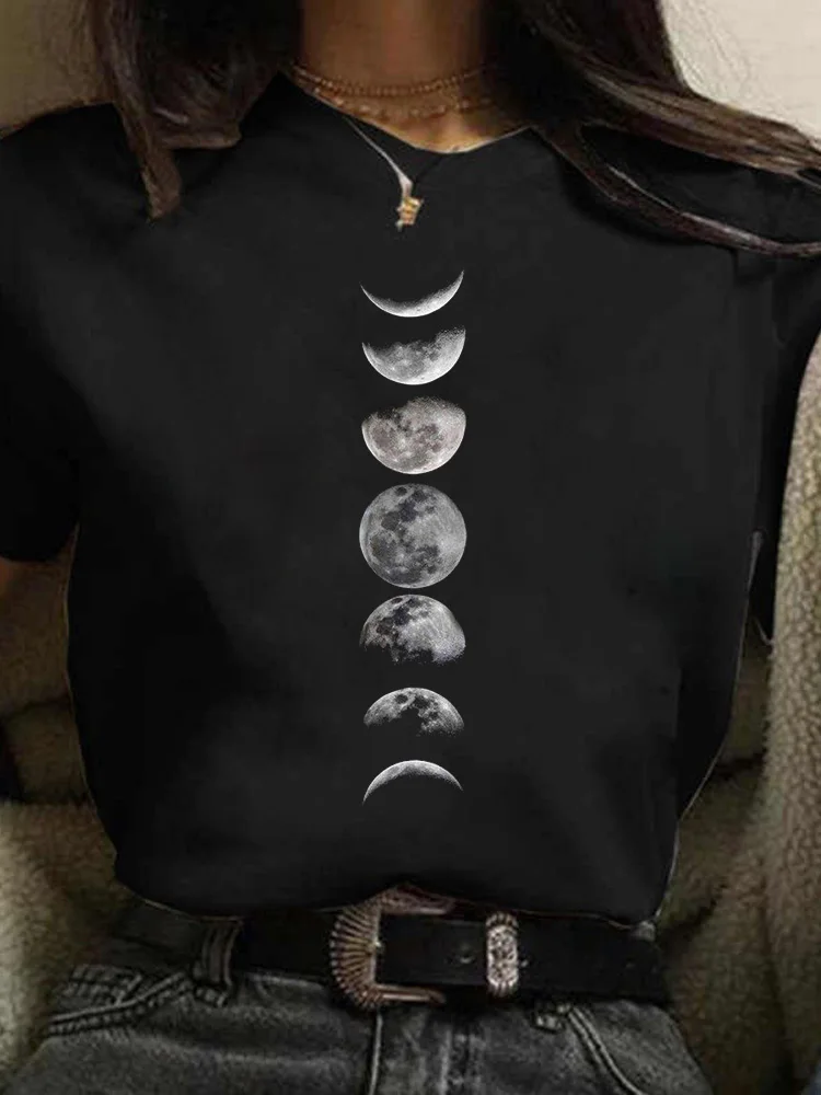 New moon 3d printing T-shirt women's white and black shirt round neck short-sleeved T-shirt summer T-shirt casual top
New moon 3d printing T-shirt women's white and black shirt round neck short-sleeved T-shirt summer T-shirt casual top
