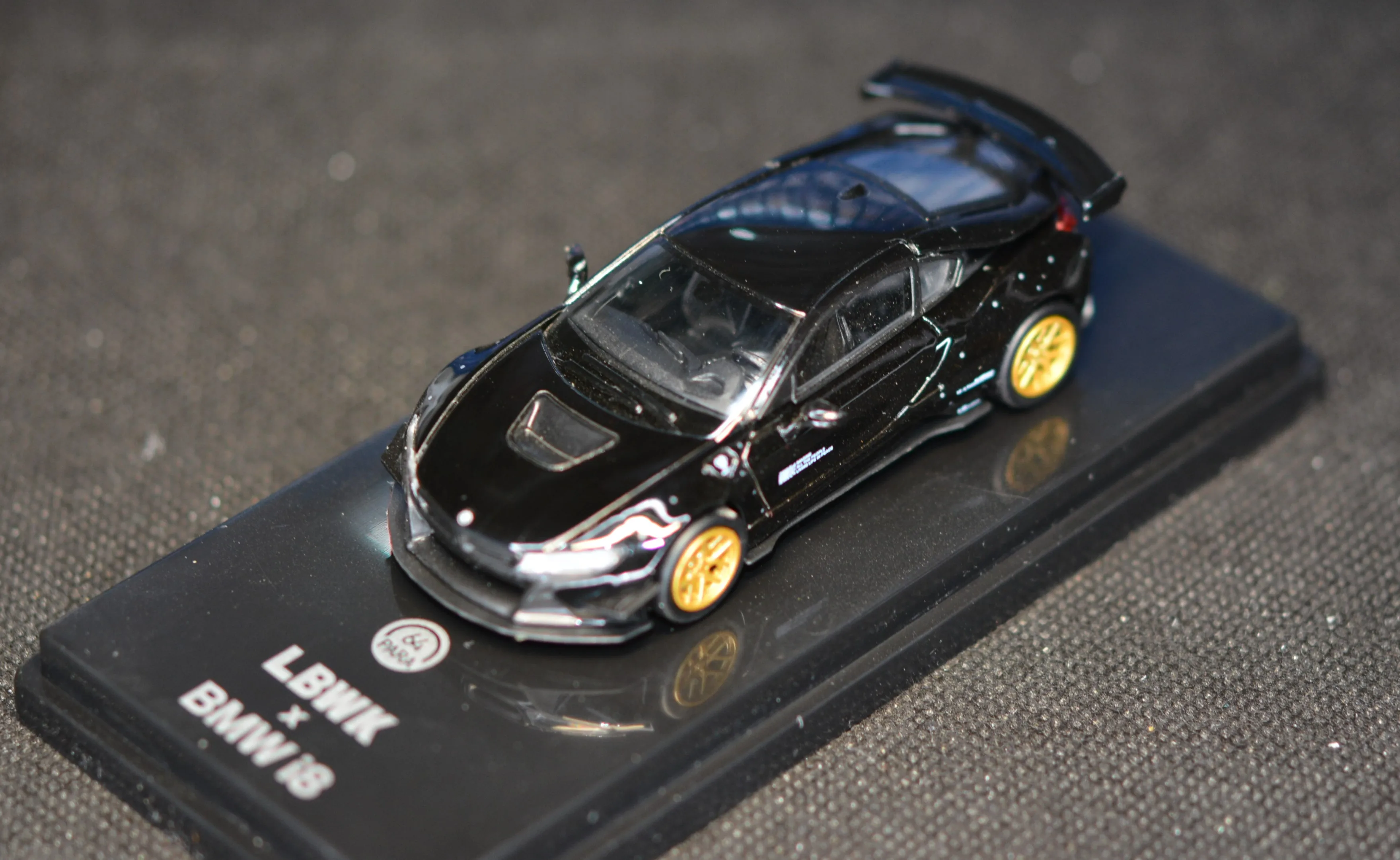 Коллекция автомобилей из коллекции лимитированных черных моделей для пара64 1:64 Liberty Walk i8 
Коллекция автомобилей из коллекции лимитированных черных моделей для пара64 1:64 Liberty Walk i8