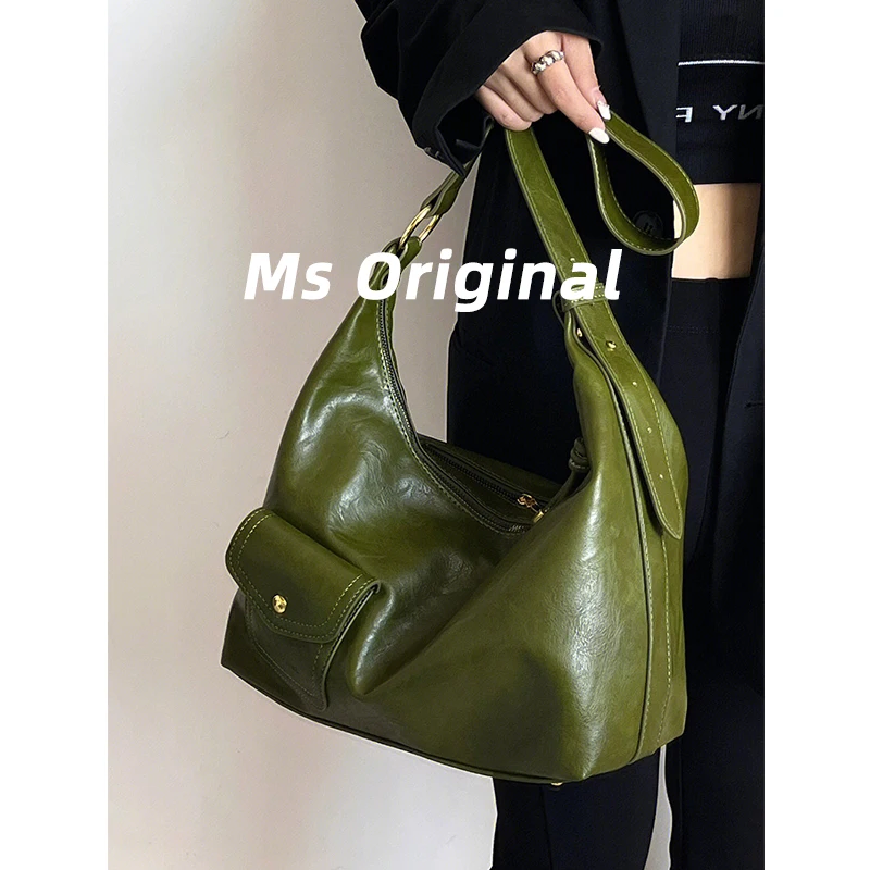New Large-Capacity Retro Commuter Brand All-Match Western-Style High-Quality Texture Women'S Shoulder Tote Underarm Handbag
New Large-Capacity Retro Commuter Brand All-Match Western-Style High-Quality Texture Women'S Shoulder Tote Underarm Handbag