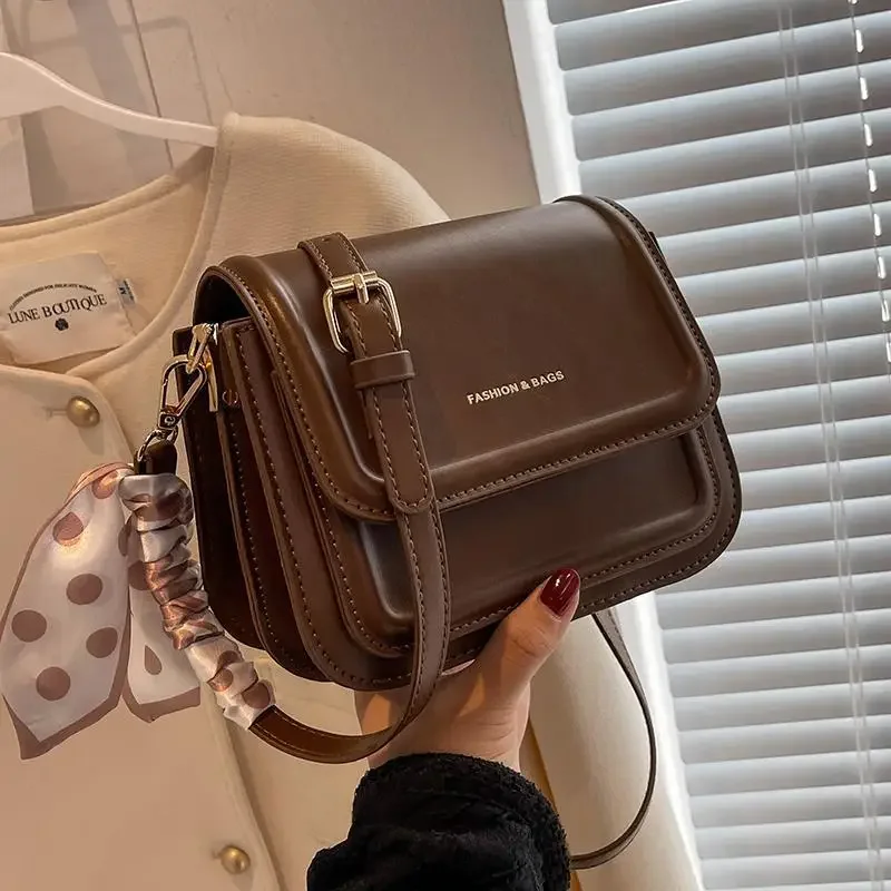 Высококачественная женская сумка через плечо, модная маленькая квадратная сумка, кожаная сумка через плечо
Высококачественная женская сумка через плечо, модная маленькая квадратная сумка, кожаная сумка через плечо