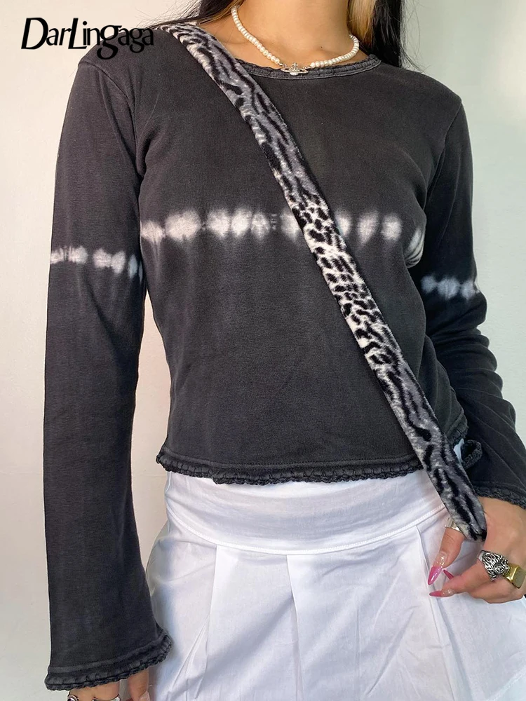 Darlingaga Grunge Gothic Tie Dye Frill Long Sleeve Pullover Tops Streetwear Harajuku Autumn Female Tshirt Preppy Loose Sweat Tee
Darlingaga Grunge Gothic Tie Dye Frill Long Sleeve Pullover Tops Streetwear Harajuku Autumn Female Tshirt Preppy Loose Sweat Tee